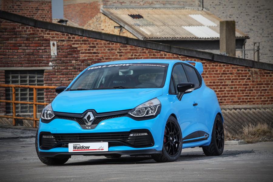  Renault Clio by PM Waldow 2016 года  (фото 2 из 14)